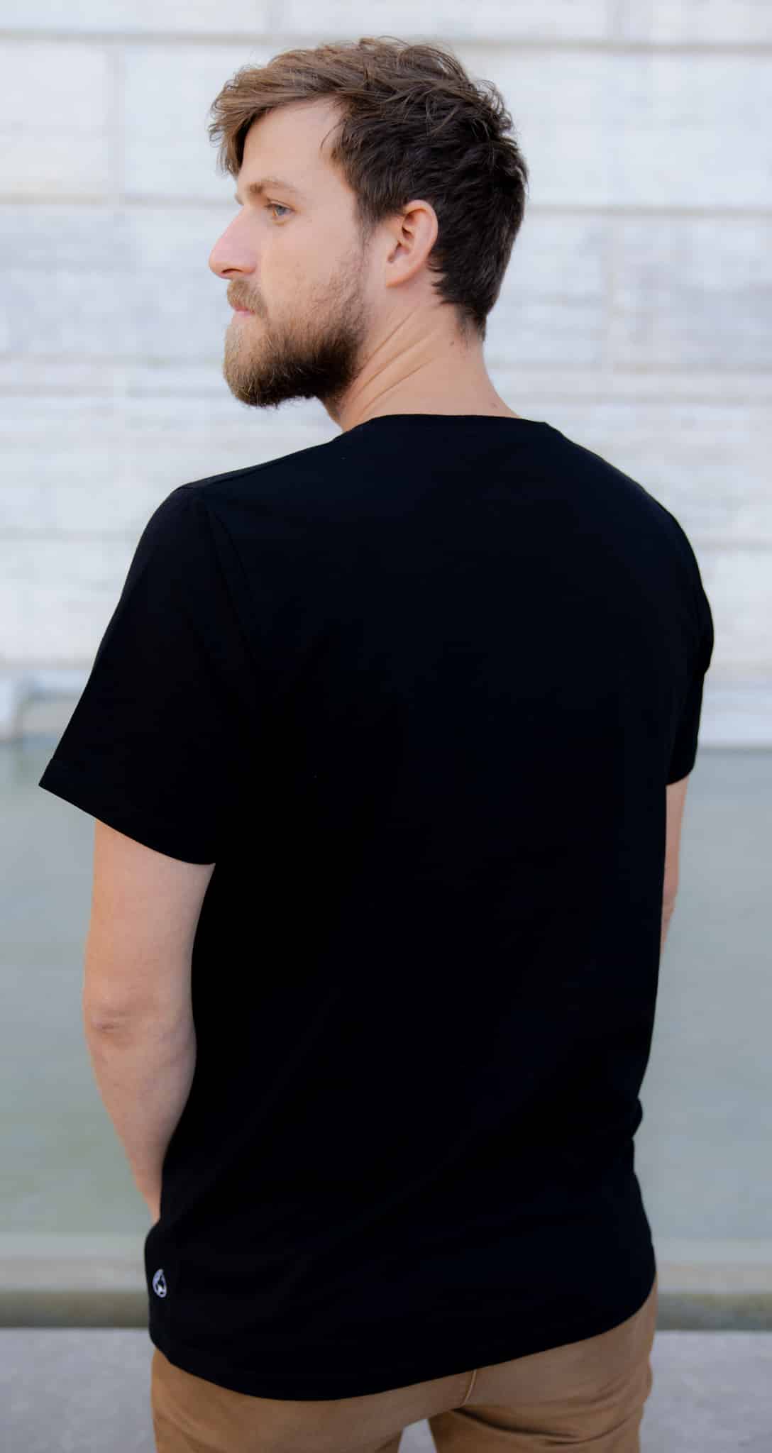 T-shirt mixte noir en coton bio